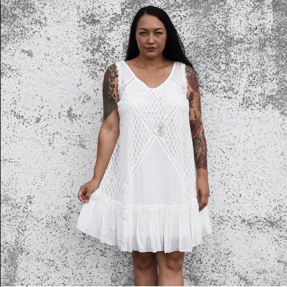 White Lace Dress - Picture 4 of 4